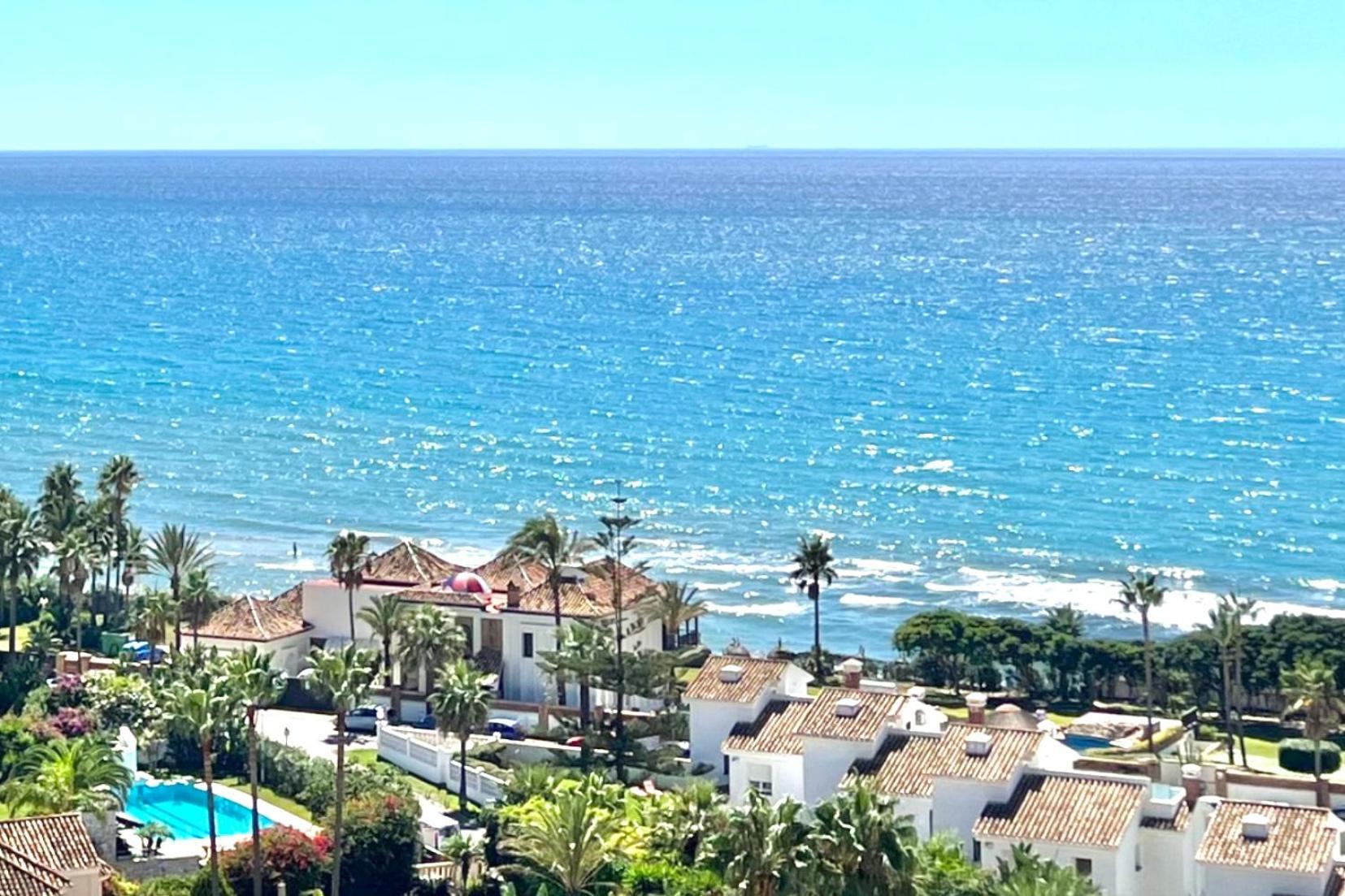 Marbella Beachfront - Beachside Apartment With Stunning Sea Views מראה חיצוני תמונה